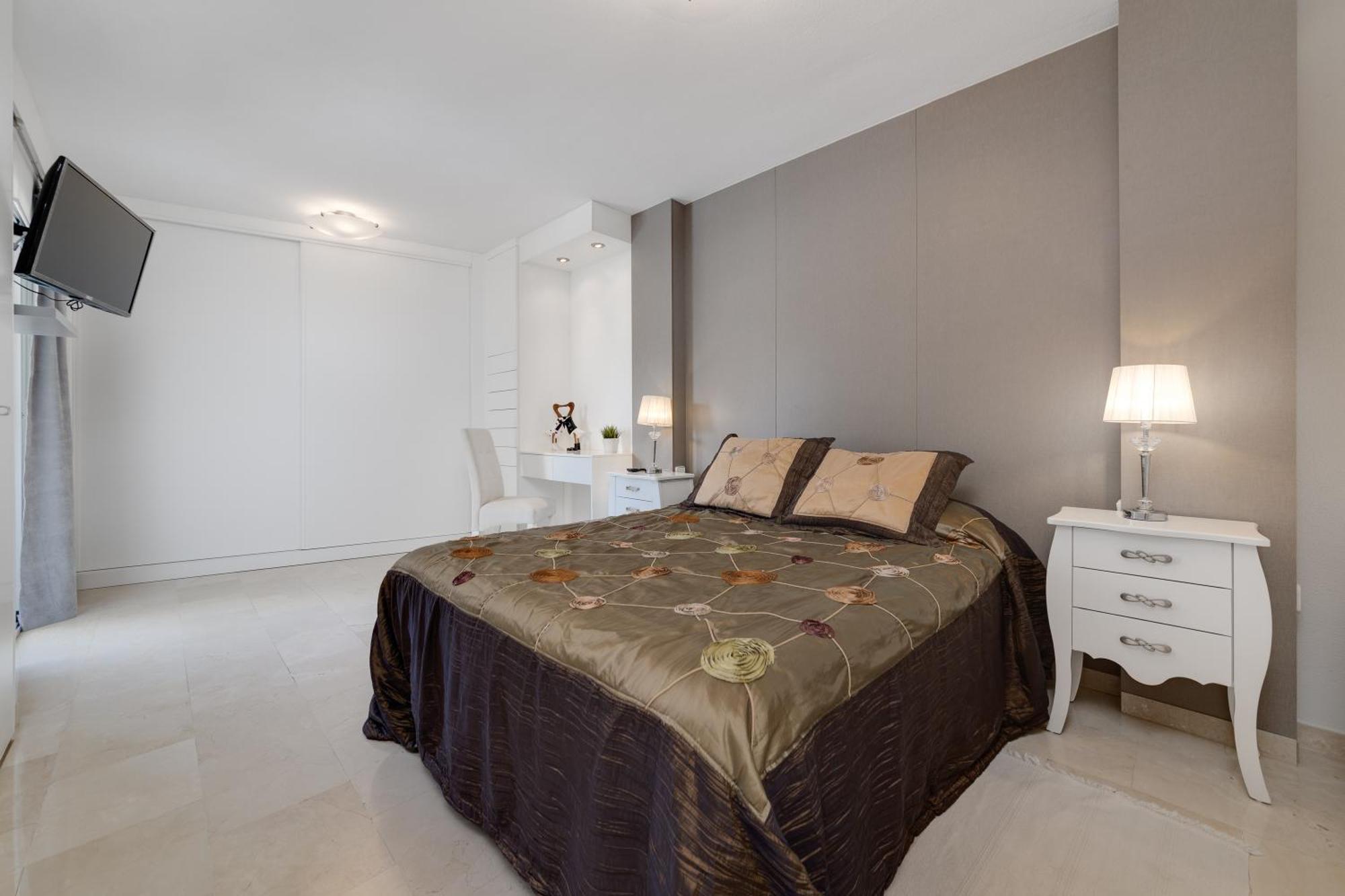 Apartamentos Oasis El Albir Exteriör bild